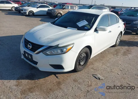 2017 Nissan Altima 2.5 S z USA, uszkodzony, nr VIN 1N4AL3AP0HN354291